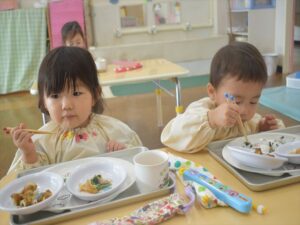 クレヨンぐるぐる 塗り絵 満３歳児 パンダ組 聖徳大学附属成田幼稚園
